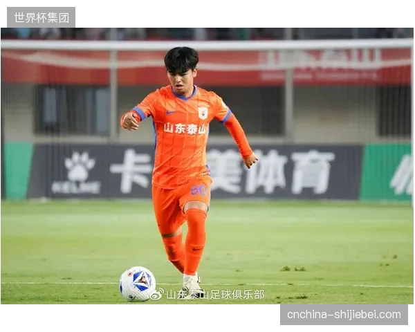 山东泰山掀起青春风暴，陈泽仕与彭啸凭借稳定发挥跻身常规轮换阵容