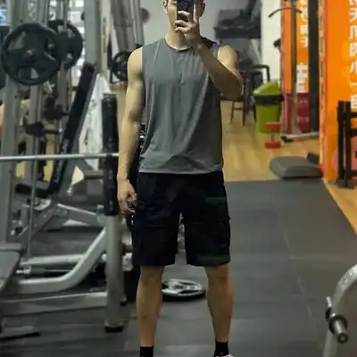 江铭